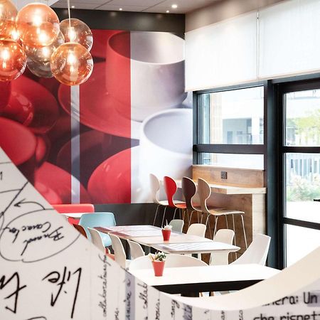 Hotel Ibis Rennes Centre Gare Sud Eksteriør bilde