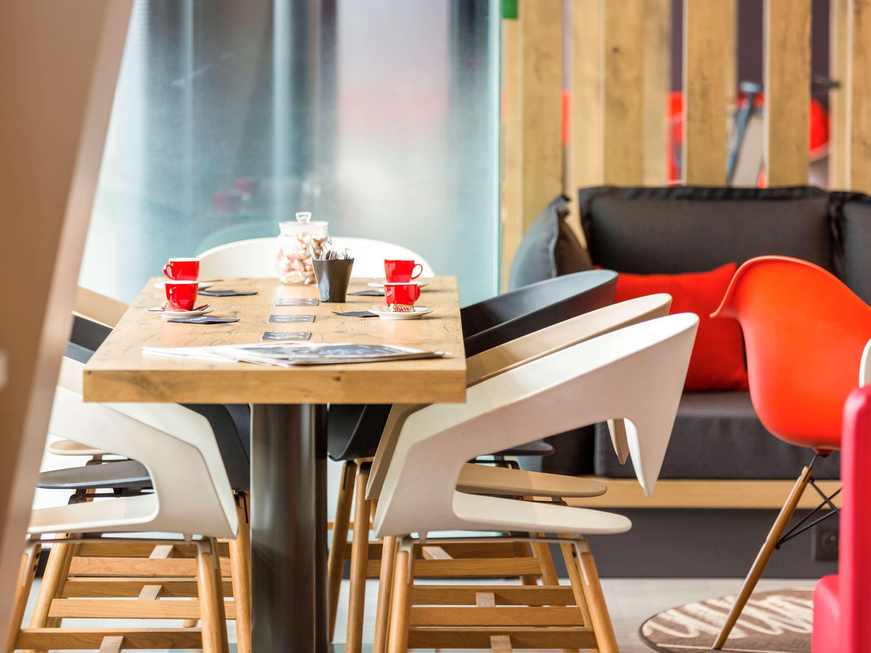 Hotel Ibis Rennes Centre Gare Sud Eksteriør bilde