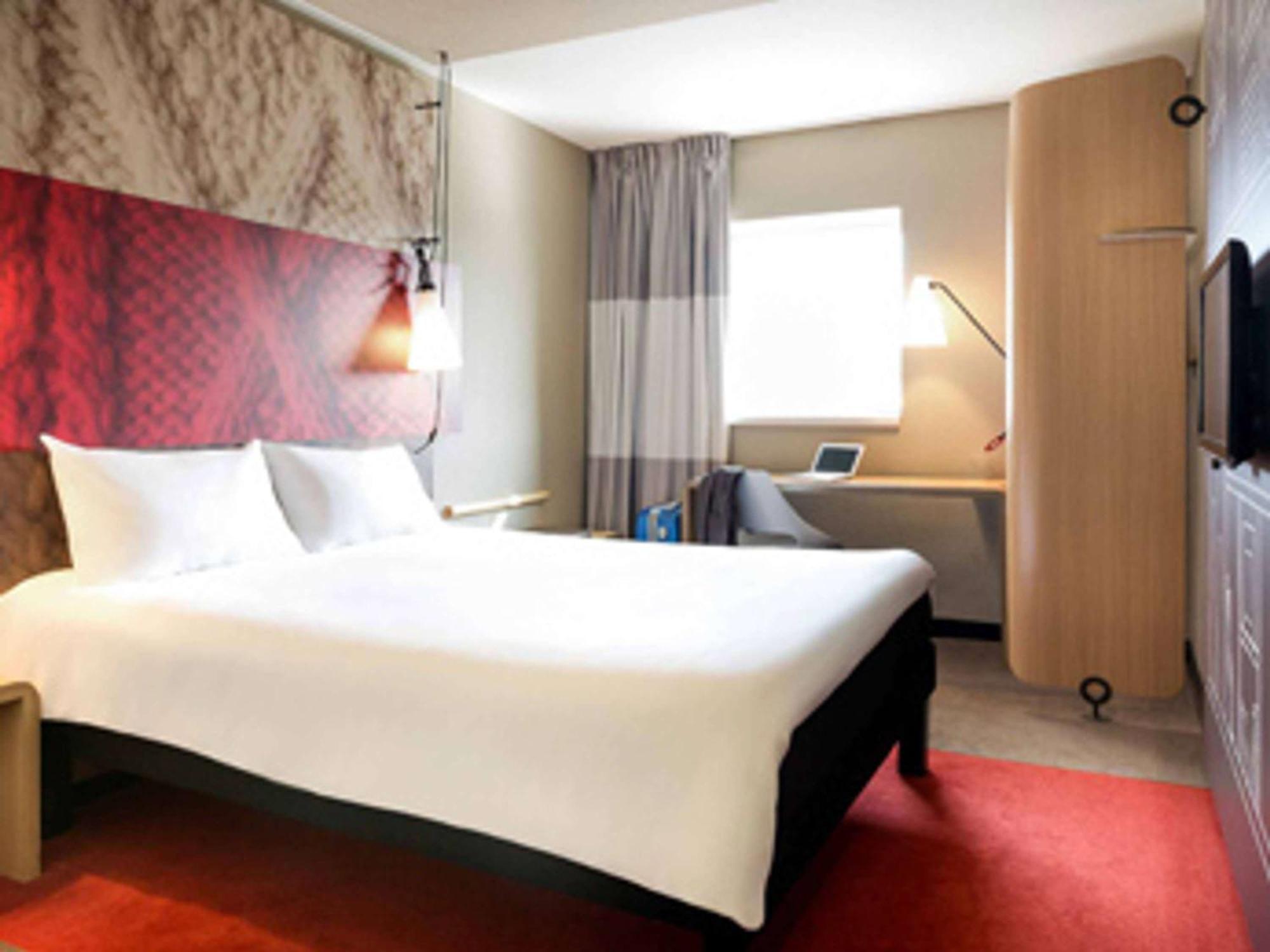 Hotel Ibis Rennes Centre Gare Sud Eksteriør bilde