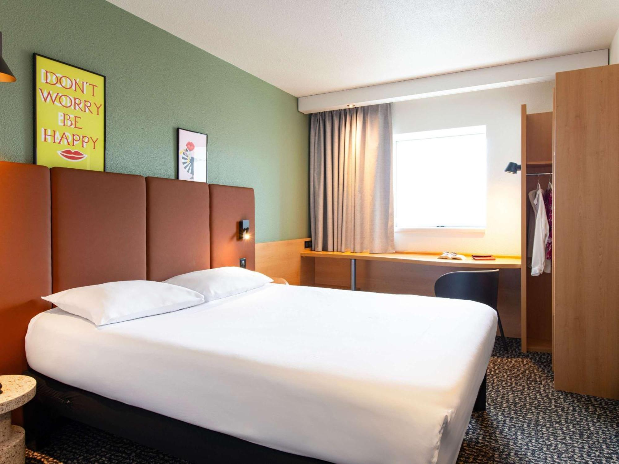 Hotel Ibis Rennes Centre Gare Sud Eksteriør bilde
